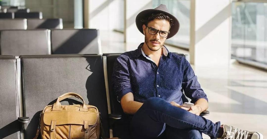 7 Alasan Mengapa Cowok yang Hobi Traveling adalah Menantu Idaman