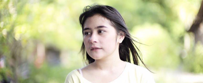 7 Alasan Prilly Latuconsina Pantas Disebut Artis Muda Penuh Prestasi