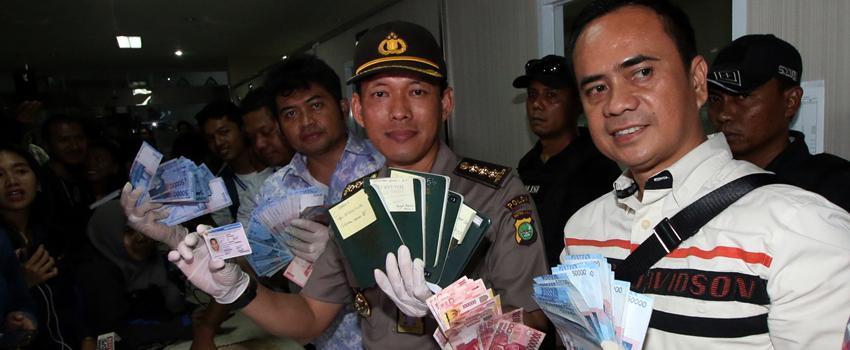 Kepolisian Janjikan 5 Juta Bagi Pelapor Pungli, Akankah Efektif?