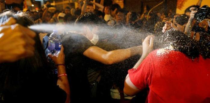 Protes Pro Kemerdekaan Hong Kong Berakhir Ricuh