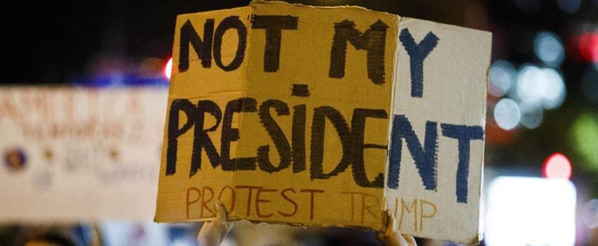 Demo Anti-Trump Terjadi di Berbagai Wilayah AS, Ini Seruan Pedemo!
