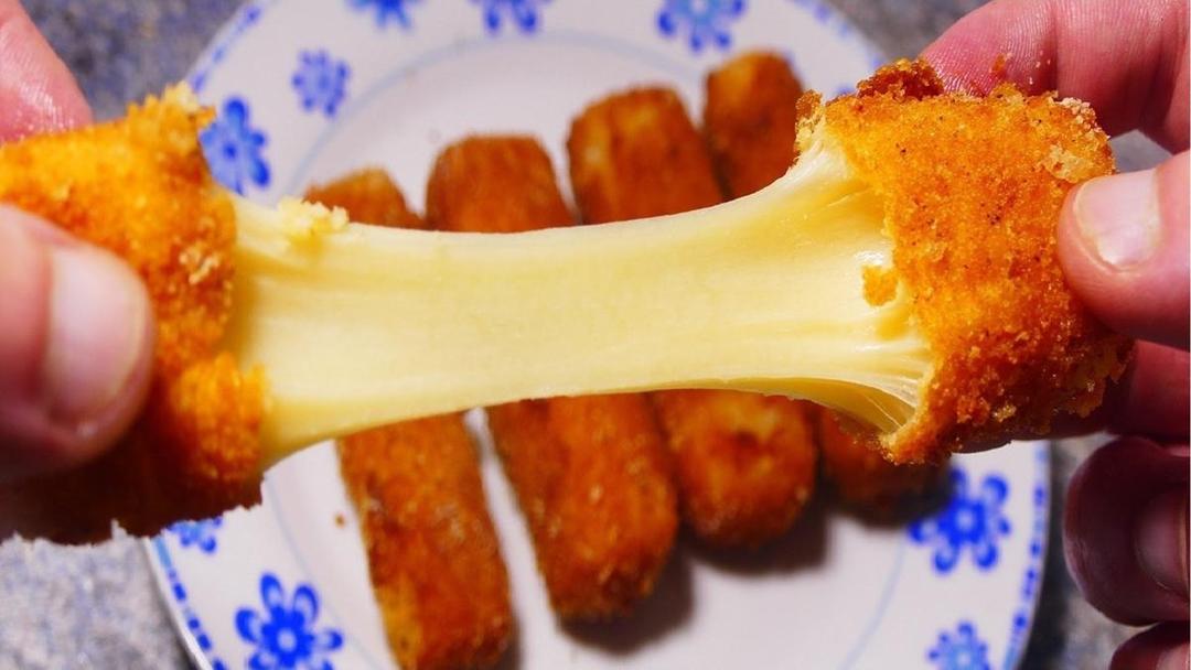 Ternyata Zat Mirip Morfin Jadi Penyebab Kamu Doyan Banget Makan Keju!
