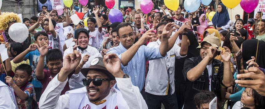 Stalking Cagub DKI Jakarta: Anies Baswedan "Weekend" Bersama Warga Pademangan