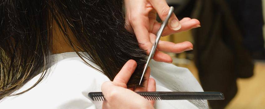 Aturan yang Wajib Kamu Perhatikan Sebelum Melakukan Trim Rambut
