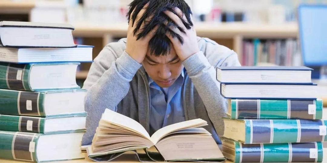 Kamu yang Kuliah Sambil Bekerja Pasti Pernah Merasakan 7 Hal Ini