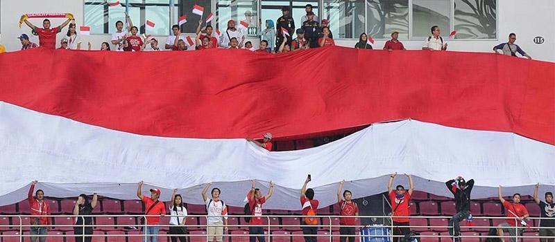 "Kami Ada di Mana-mana!" Loyalitas Pendukung Timnas Indonesia di Piala AFF 2016