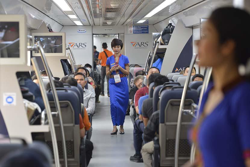 Aksi 212 Berimbas ke Perjalanan Kereta, Ini Rekayasa Keberangkatannya