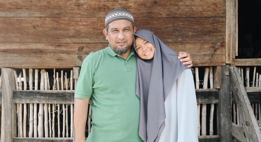 Gak Perlu Mapan, Lakukan 10 Hal Ini Untuk Bahagiakan Orangtua!