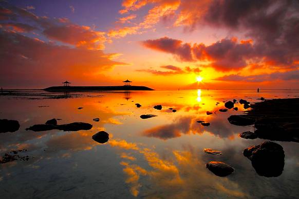 Indahya Sunrise di Pantai Sanur