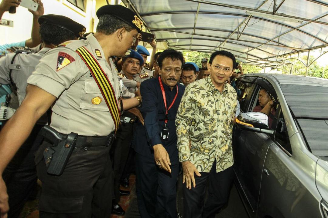 Untuk Hadapi Sidang Perdana, 50 Pengacara Siap Bela Ahok