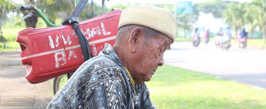 4 Kisah Tentang Para Lansia yang Akan Membuat Hatimu Tersentuh