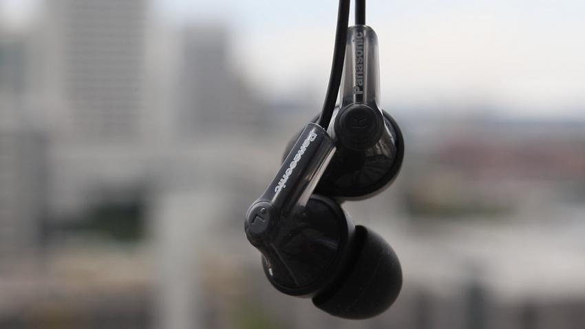 7 Earphones Terbaik dengan Fitur Noise Cancelling. Harganya Cuma Rp 200 Ribuan!