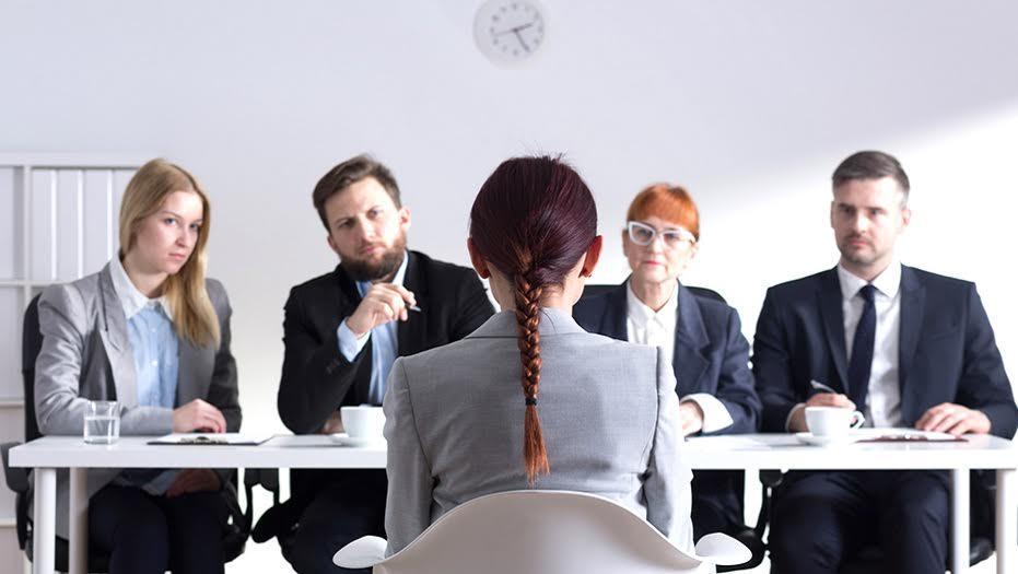 Buat Kamu yang Sulit Dapat Kerjaan yang Layak, Ini Cara Gampang Mengatur Gesture Saat Interview