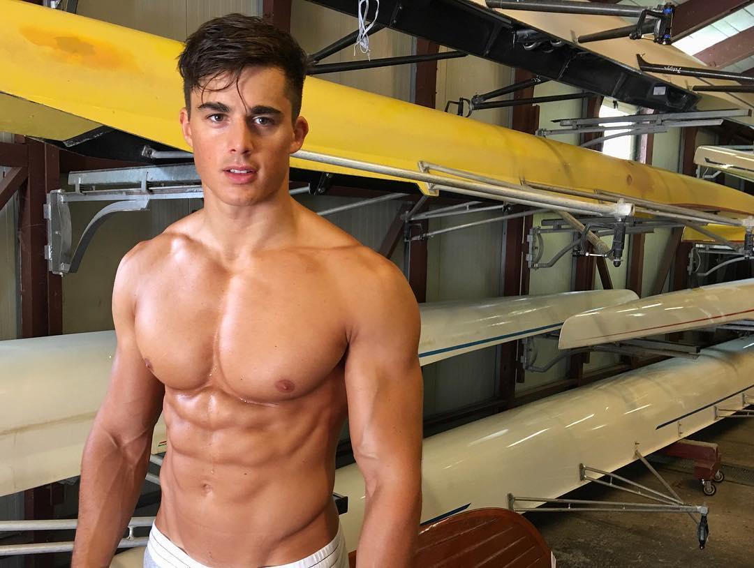 Pietro Boselli, Guru Matematika Terganteng di Dunia yang Bikin Kamu Berkeringat!