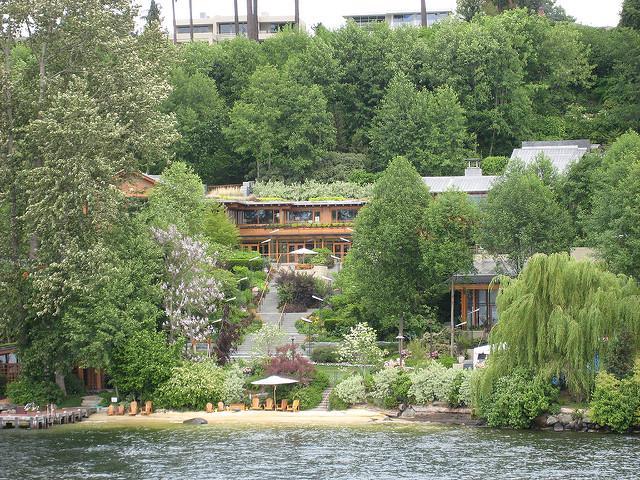 9 Fakta Tentang Isi Rumah Bill Gates yang Siap Bikin Melongo
