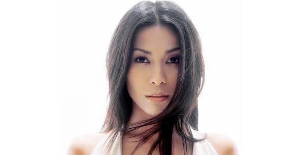 Anggun c sasmi