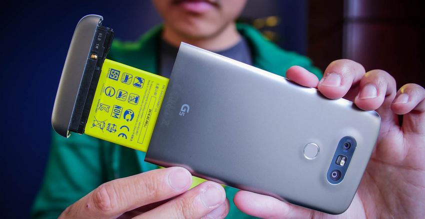 Ini Dia 6 Smartphone yang Paling Mudah Diperbaiki Saat Rusak