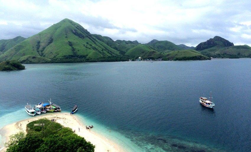 #ExploreIndonesia: 6 Destinasi Eksotik Pulau Flores yang Kaya Kearifan Lokal