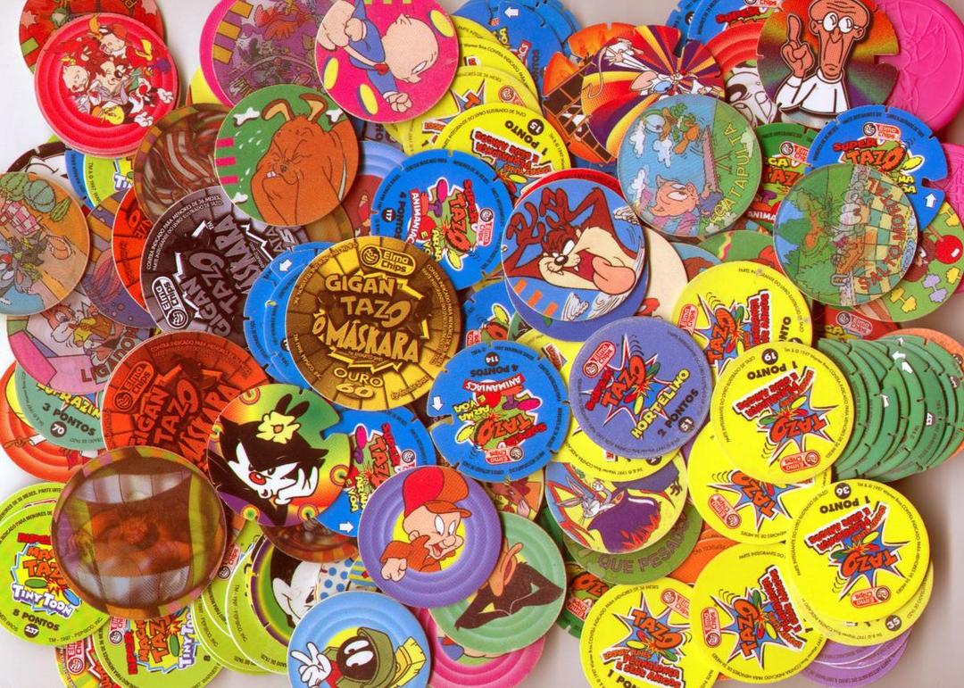 8 Jajanan Jadul yang Paling Ditunggu Karena Bonus Hadiahnya