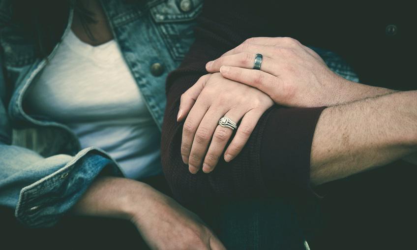 Awalnya Aku Tak Percaya Cinta, Hingga Kamu Datang Mengubah Segalanya