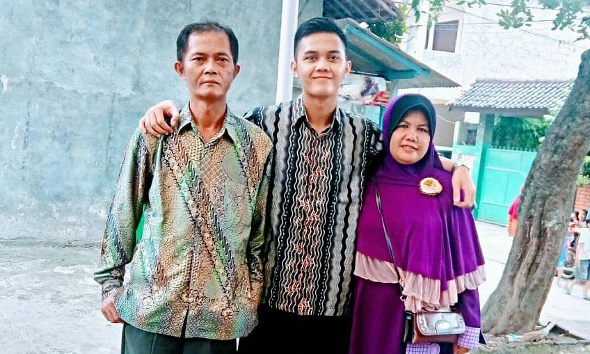 #MahakaryaAyahIbu: Pelajaran dari Bapak dan Ibu