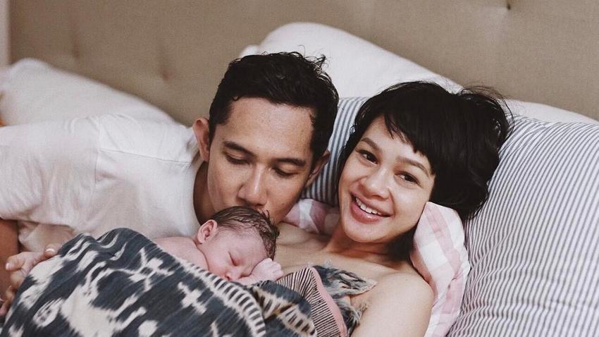 Bikin Terharu, Ini 13 Momen Bahagia Andien Saat Melahirkan Anaku Askara Biru Sang Buah Hati!