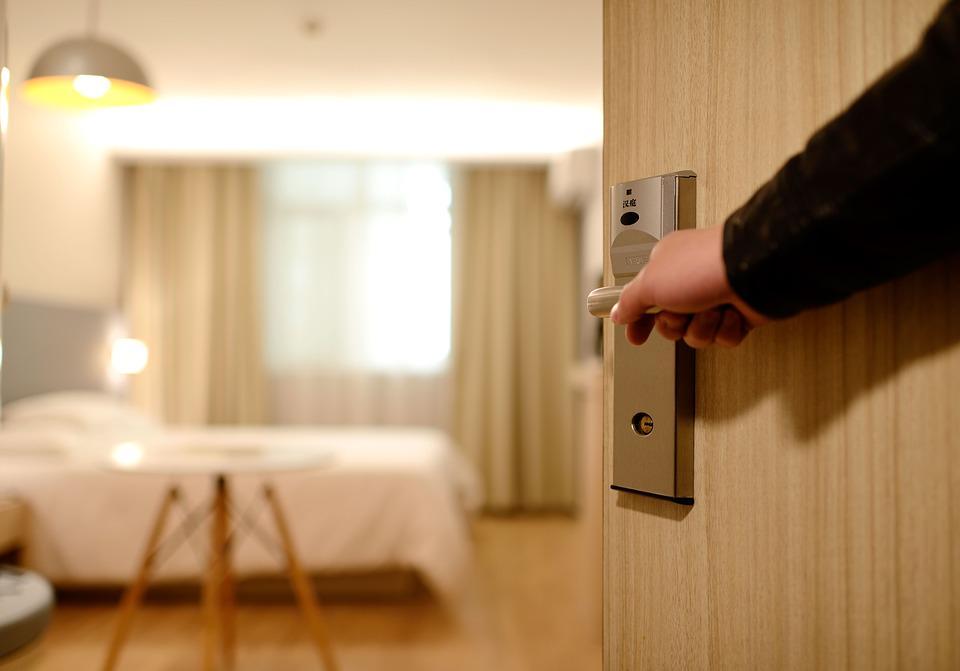 Padahal Dikerjain, Hotel Ini Justru Menaati Semua Permintaan Aneh Customernya