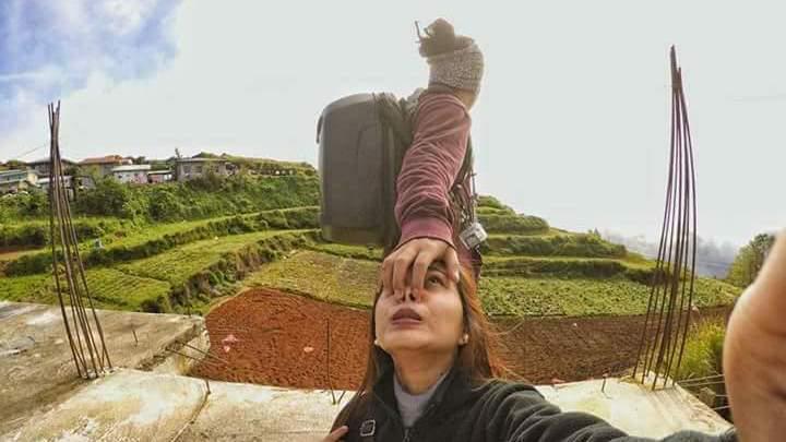 Setelah FollowMeTo, Kini Giliran Menarik Hidung Pasangan yang Jadi Tren Selfie Saat Ini