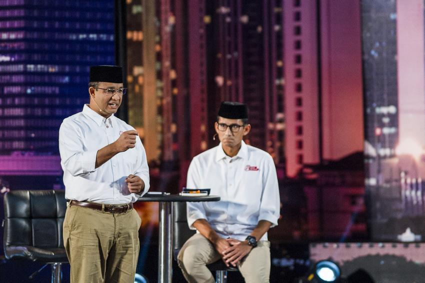 Begini Serunya Saat Anies dan Agus Serang Ahok dalam Debat Semalam