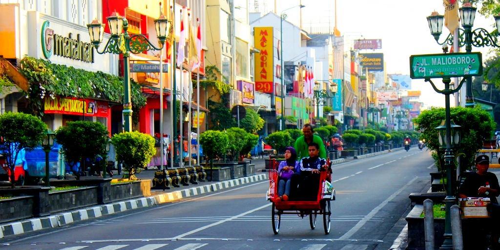 11 Alasan Kerja di Jogja Jauh Lebih Enak Daripada di Jakarta atau Surabaya!