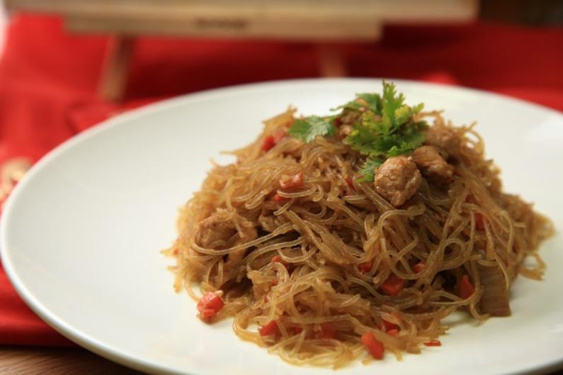Tahun Baru Imlek Belum Lengkap Tanpa Menu Bihun Goreng, Nih Resepnya!