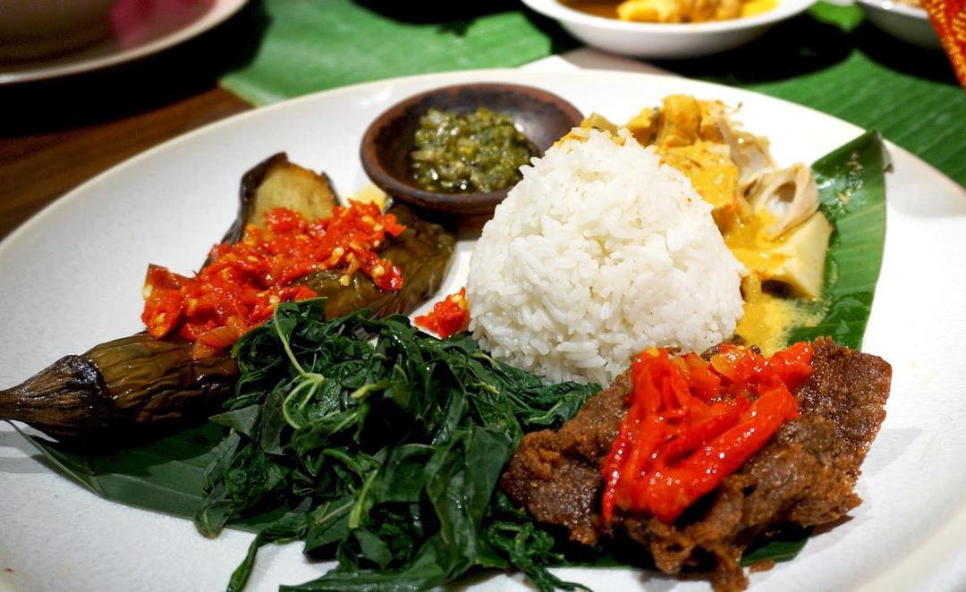 Mahal Banget! 7 Harga Makanan di Papua Ini Bikin Melongo!