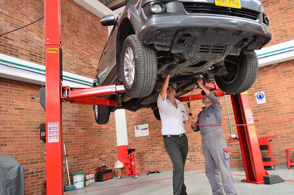 7 Tips Memilih Bengkel Mobil Yang Nggak Abal-Abal