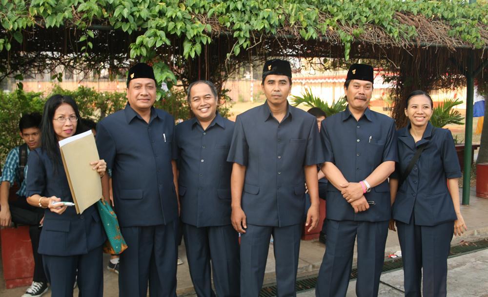 11 Tipe Guru yang Pasti Ada di SMA-mu. Mana Favoritmu?