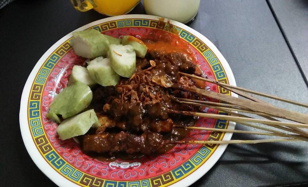 7 Sate Paling Enak Se-Jabodetabek, Lezatnya Betah di Lidah!