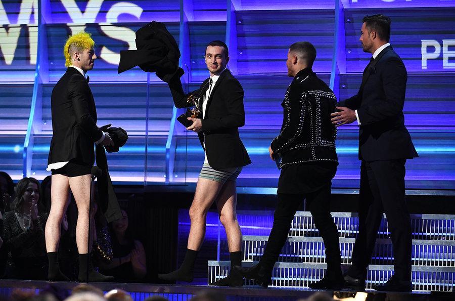 12 Kejadian Unik yang Terjadi Selama Grammy Awards 2017
