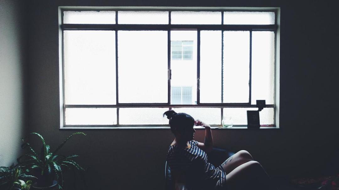 Kala Feminis Jatuh Cinta