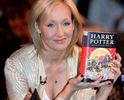 J.K. Rowling Alih Profesi Jadi Detektif ?