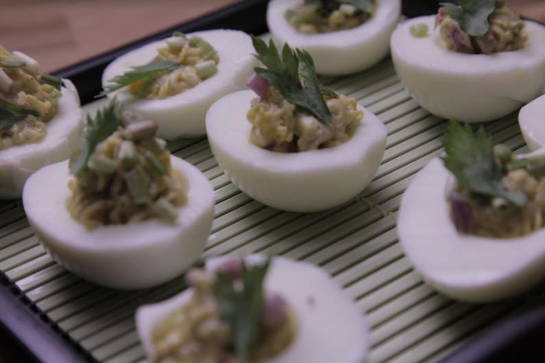 Cobain, Nih! Cara Makan Telur Rebus Anti-Mainstream dengan Resep Deviled Egg