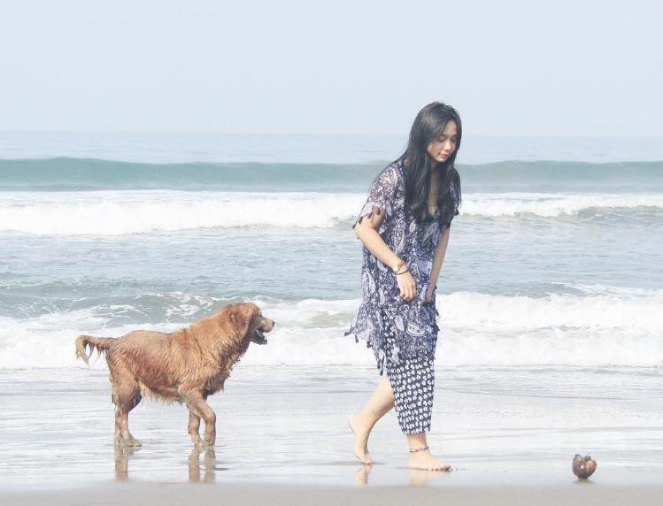 #BaikItuNyata Eps 1: Perempuan Ini Ajarkan Bahwa Kebaikan Tak Boleh Pandang Bulu, Termasuk Ke Binatang