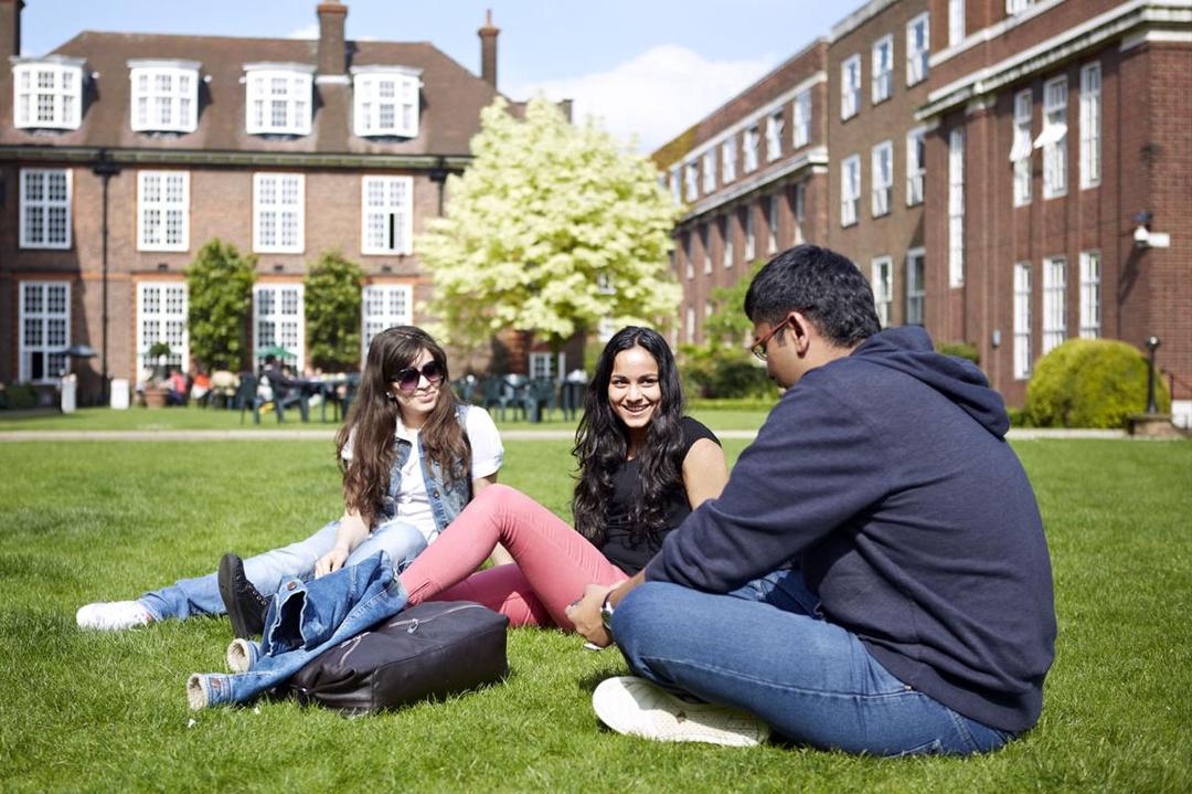 17 Universitas Paling Mahal di UK, Bersyukurlah Kalau Bisa Kuliah di Sini!