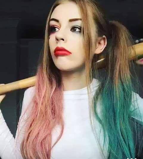 twitter.com/officialameliag
