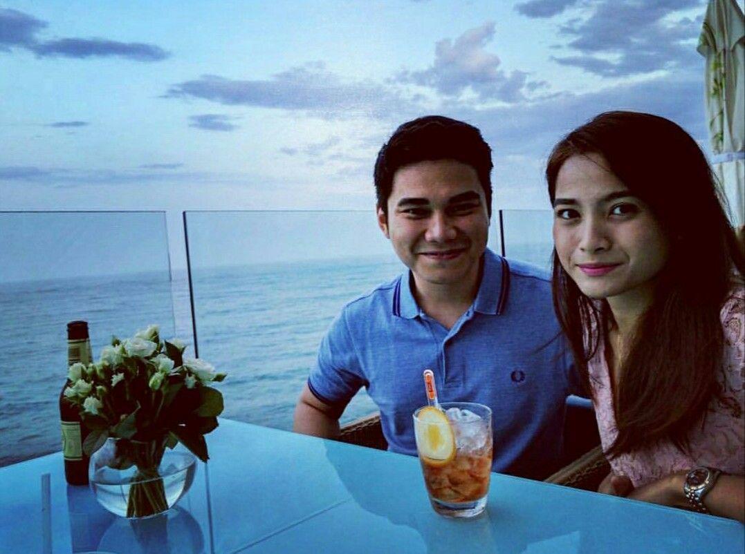 6 Caption Romantis Acha Septriasa untuk Vicky Kharisma di Instagram