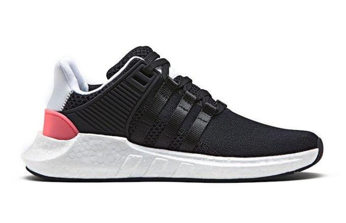 Review Sneakers yang Diprediksi Menjadi Tren di 2017