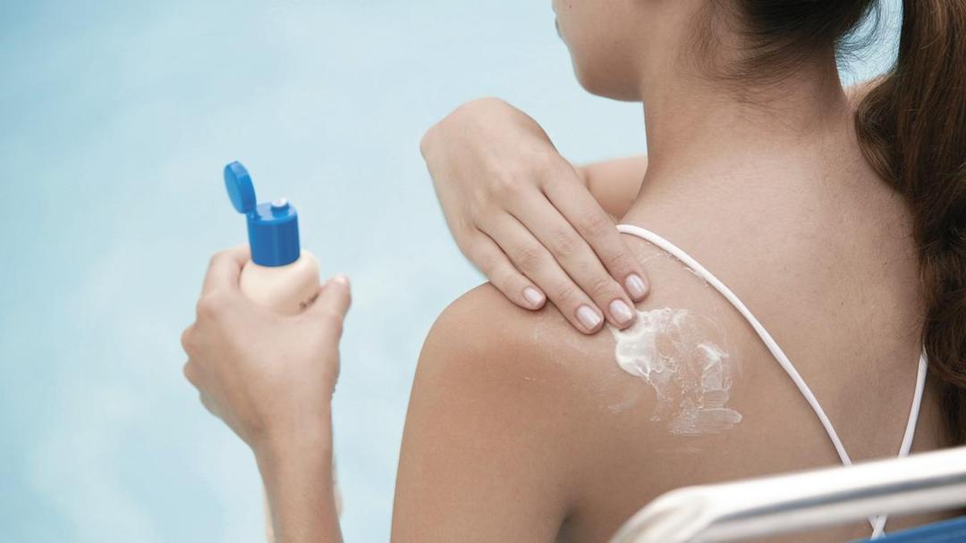 Ternyata Selama Ini Cara Kita Memilih Sunblock Saat Traveling Itu Salah!