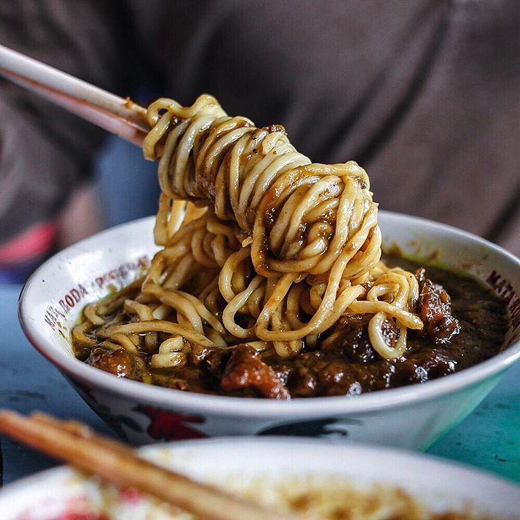 Sudah Pernah Cicipi 10 Mi Ayam Legendaris di Yogyakarta Ini?