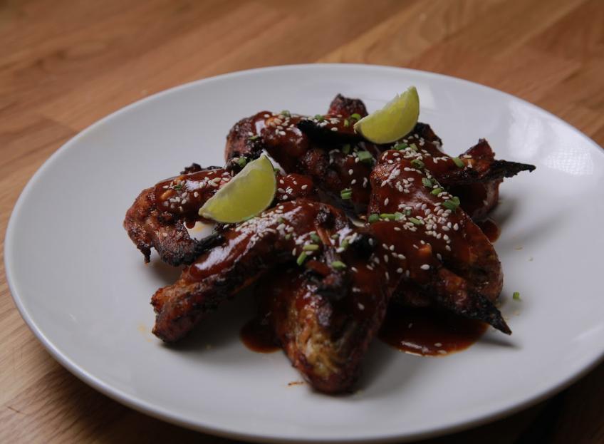 Bikin Hot Chicken Wings yang Satu Ini Biar Harimu Makin Seru!