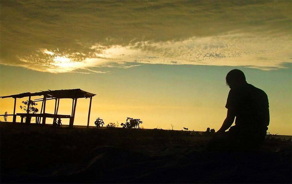 Buat Kamu yang Sedang Rindu, Segera Lakukan 4 Hal Ini Biar Gak Makin Parah