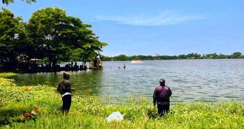 telaga Ngipik Gresik