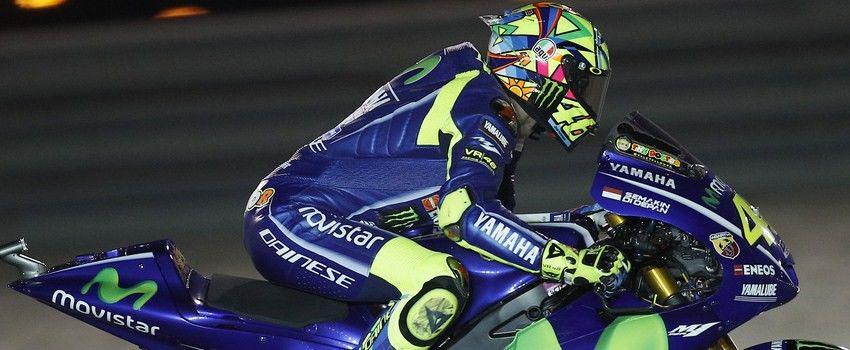 Mengapa Ada Bendera Indonesia di Motor Valentino Rossi dan Maverick Vinales?